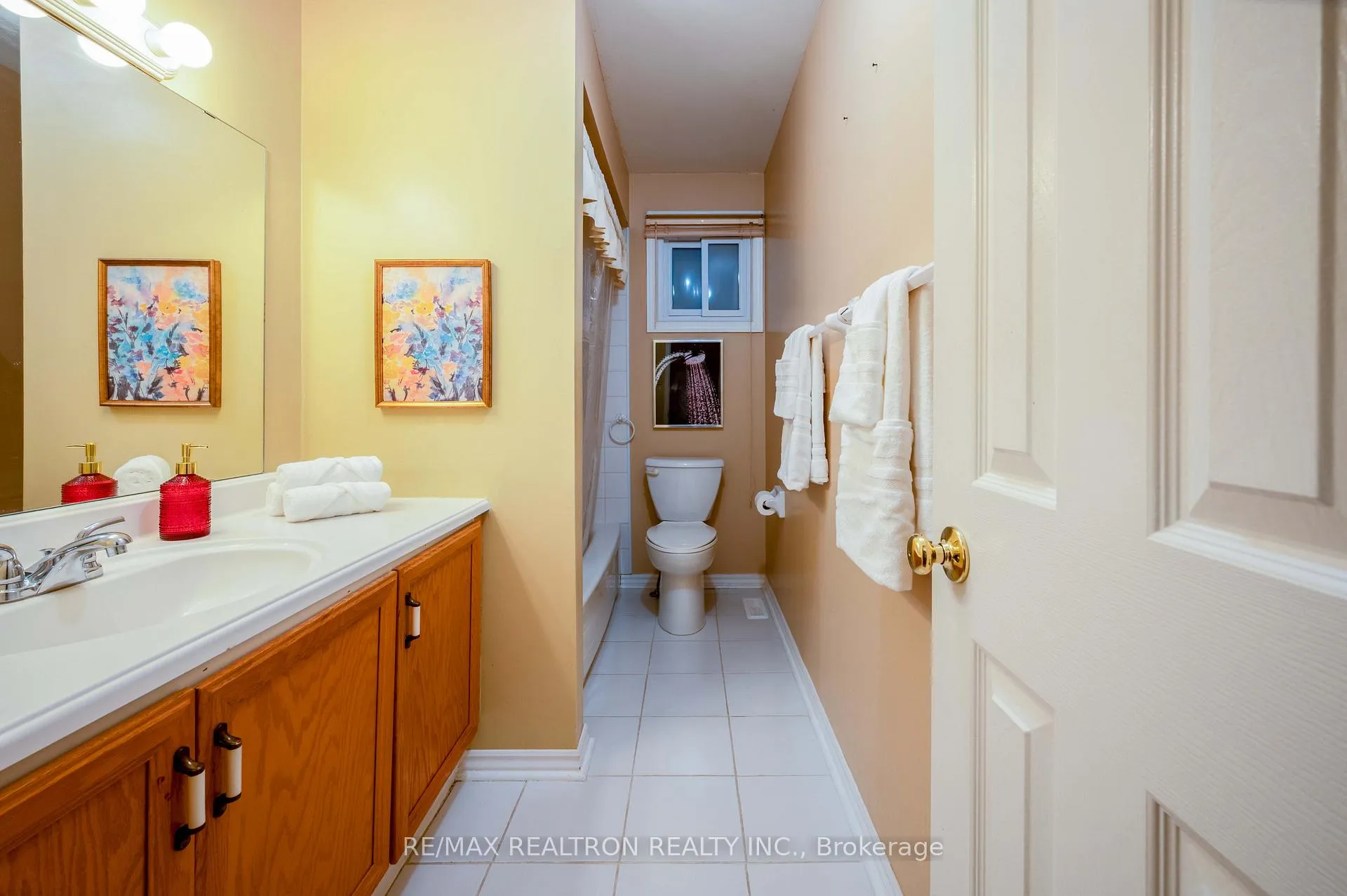 Photo 29 of 18 Turriff Crescent, Ajax, Central West — HOMEH