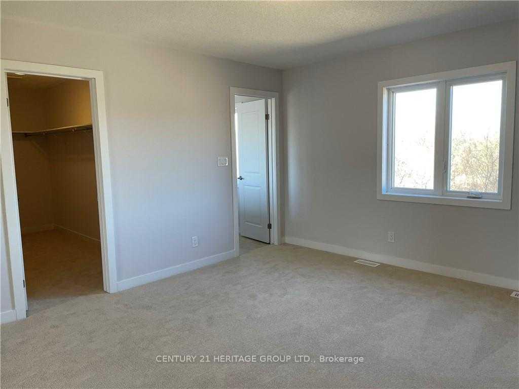 Photo 11 of 6 Trailside Drive, Haldimand — HOMEH
