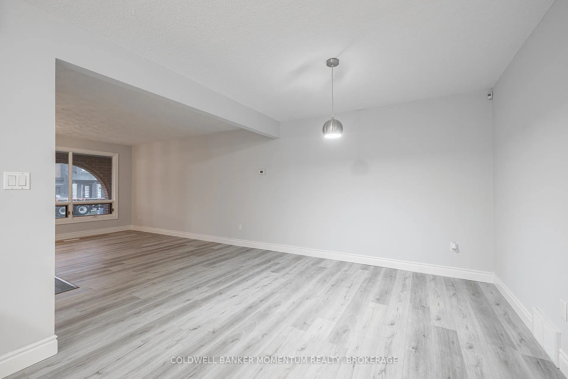 Photo 12 of 6680 Cropp Street, Niagara Falls, Morrison — HOMEH