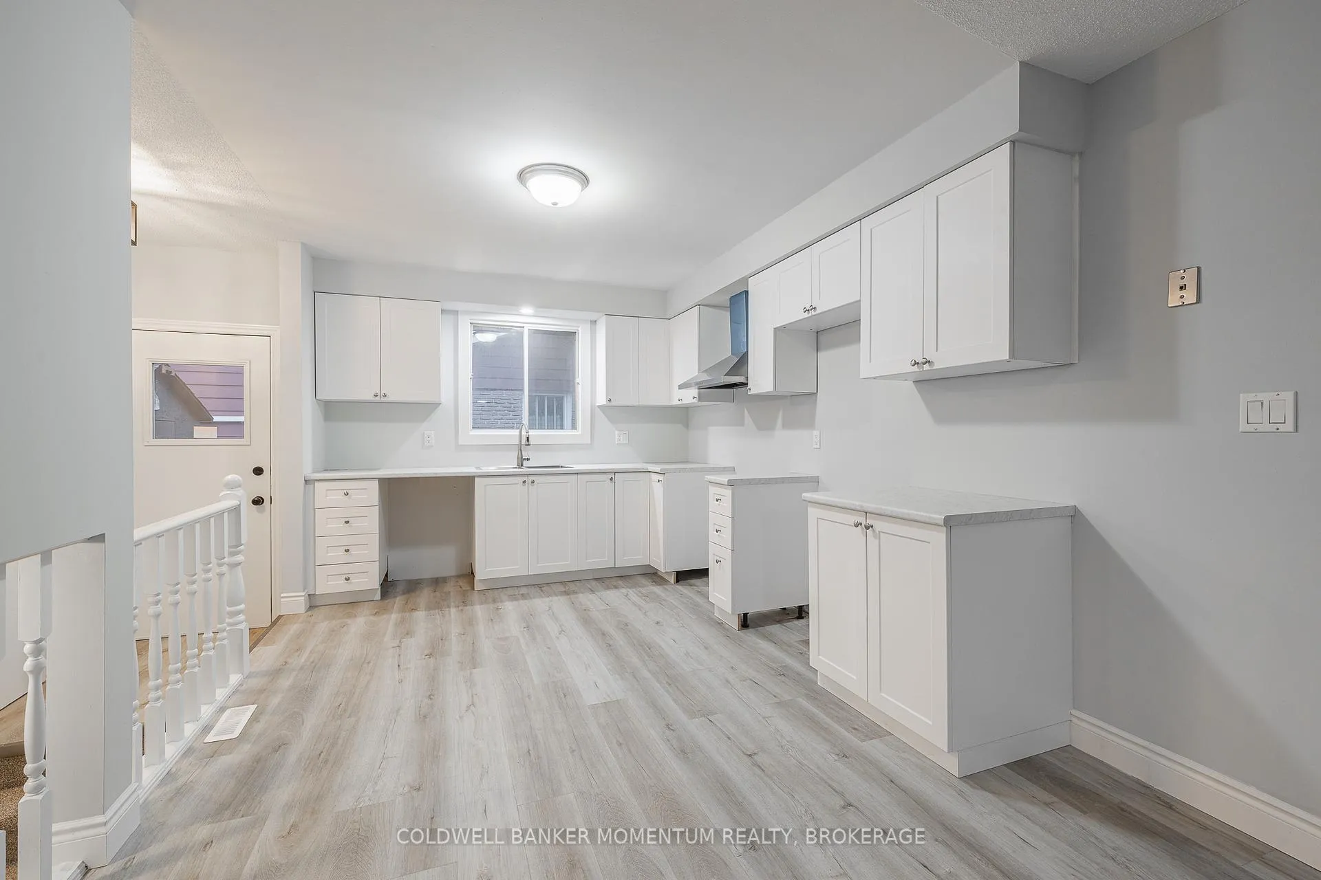 Photo 13 of 6680 Cropp Street, Niagara Falls, Morrison — HOMEH