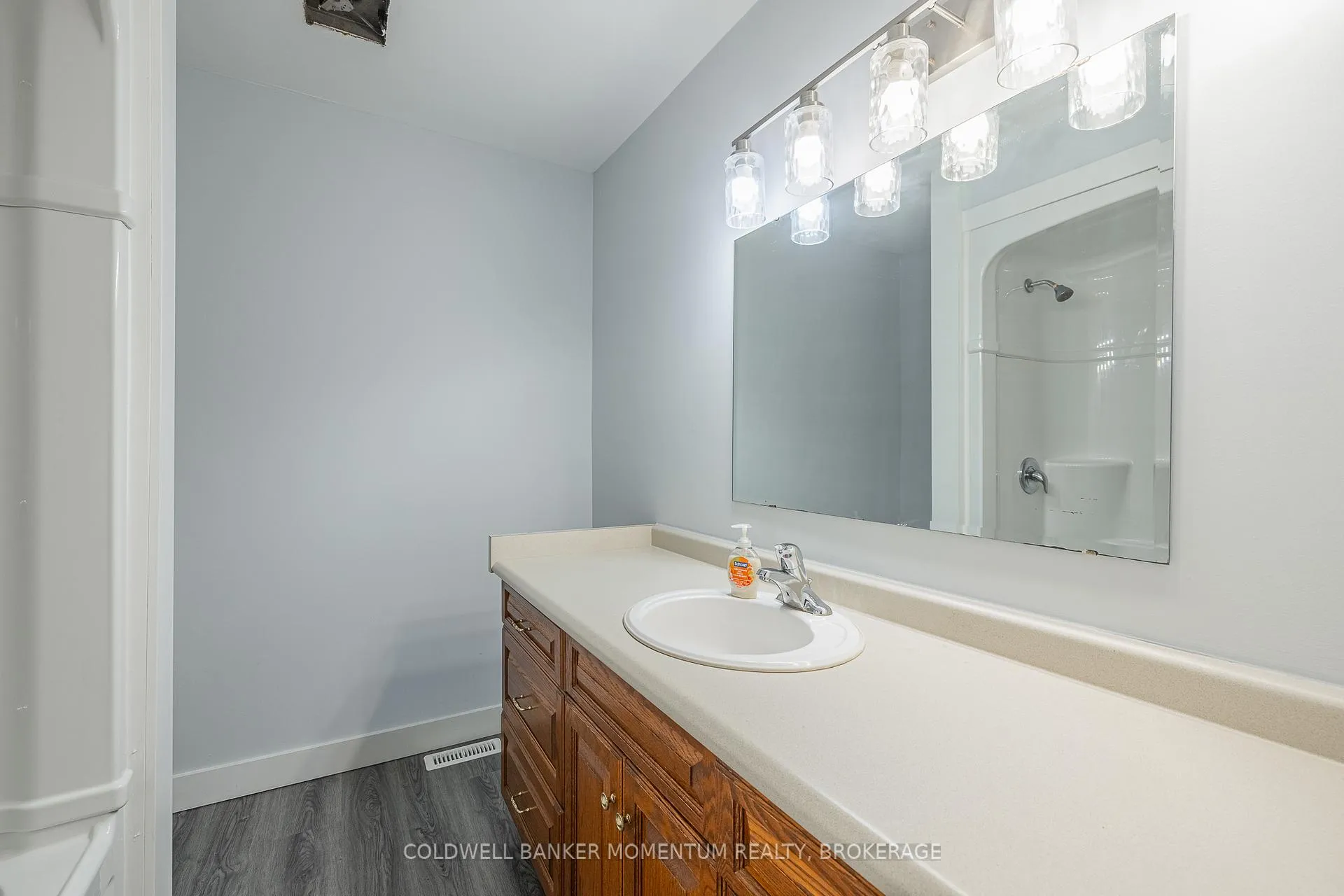 Photo 27 of 6680 Cropp Street, Niagara Falls, Morrison — HOMEH