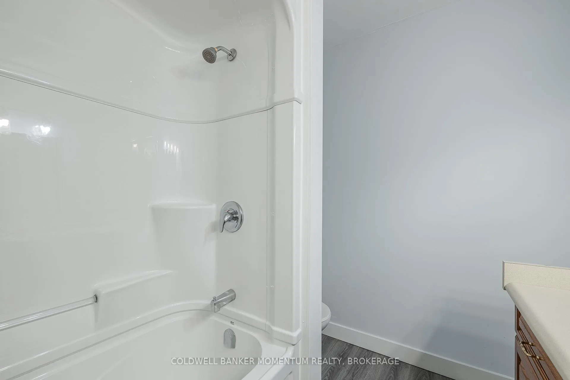 Photo 28 of 6680 Cropp Street, Niagara Falls, Morrison — HOMEH