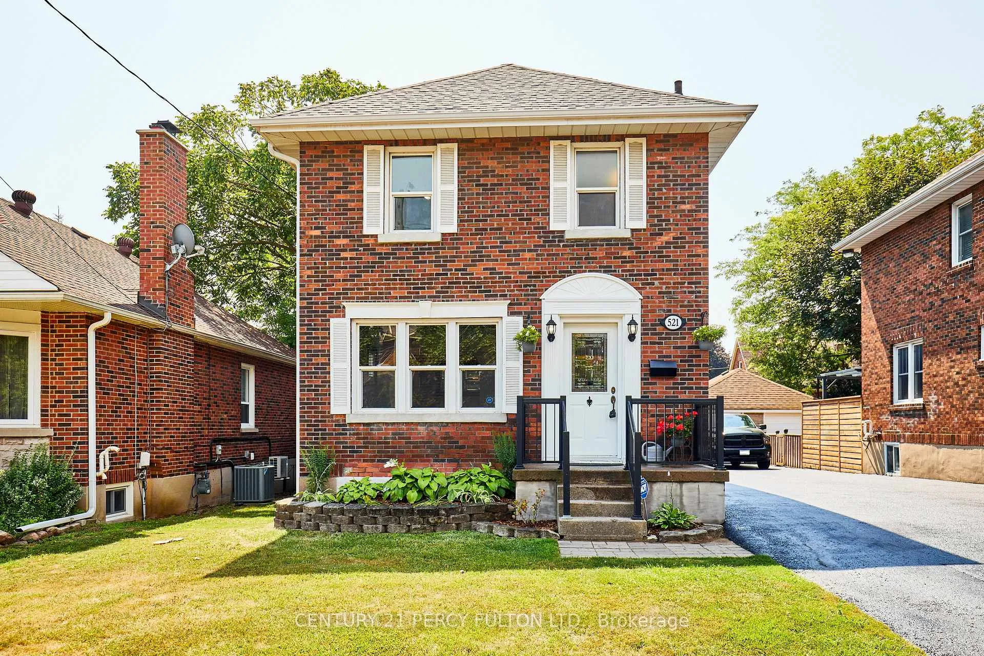 Photo 1 of 521 Rogers Street, Oshawa, O'Neill — HOMEH