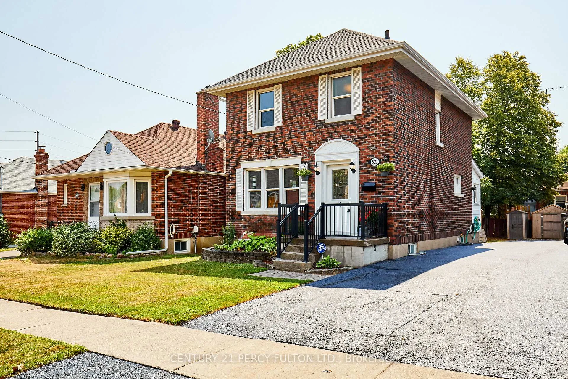 Photo 2 of 521 Rogers Street, Oshawa, O'Neill — HOMEH