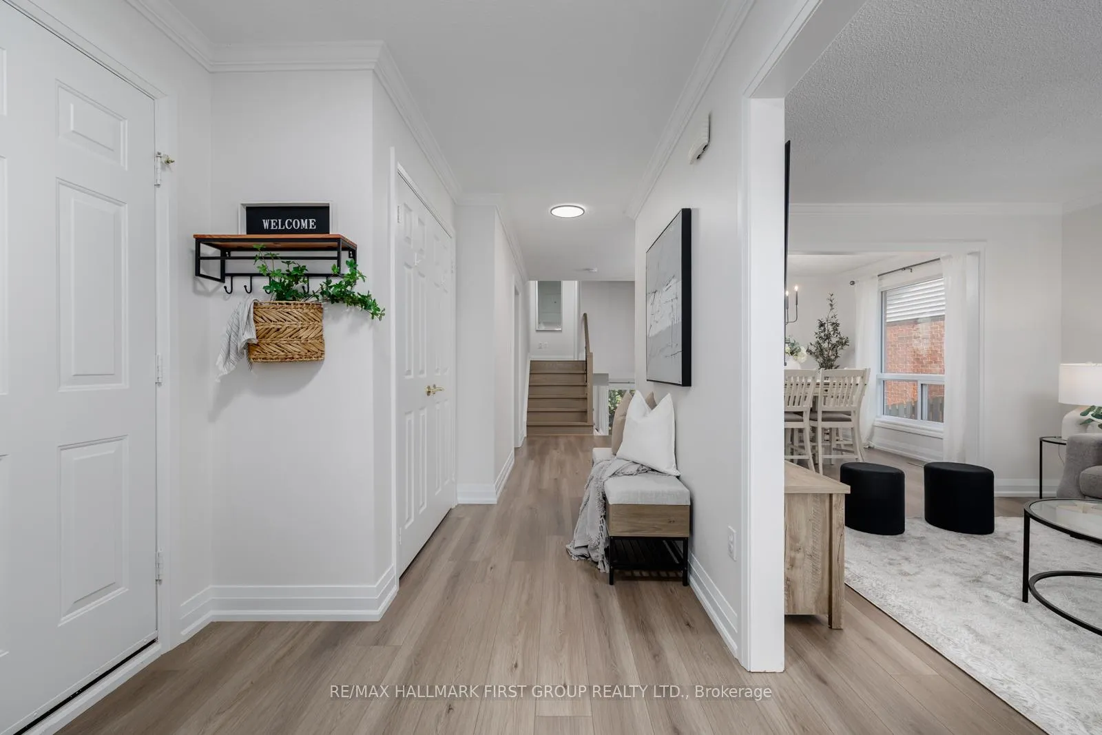 Photo 7 of 127 Rhonda Boulevard, Clarington, Bowmanville — HOMEH