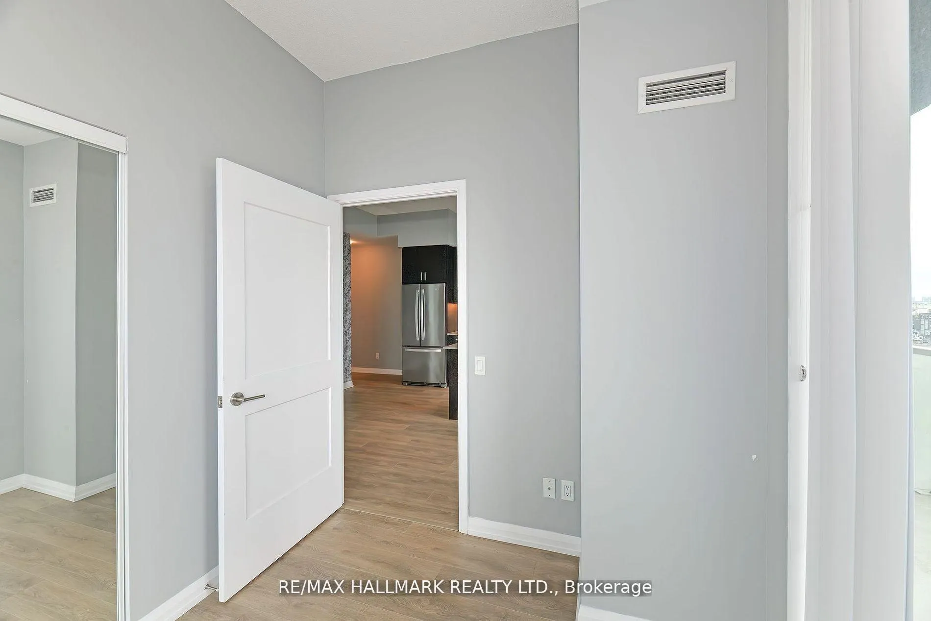 Photo 15 of Unit 906, 7895 Jane Street, Vaughan, Concord — HOMEH