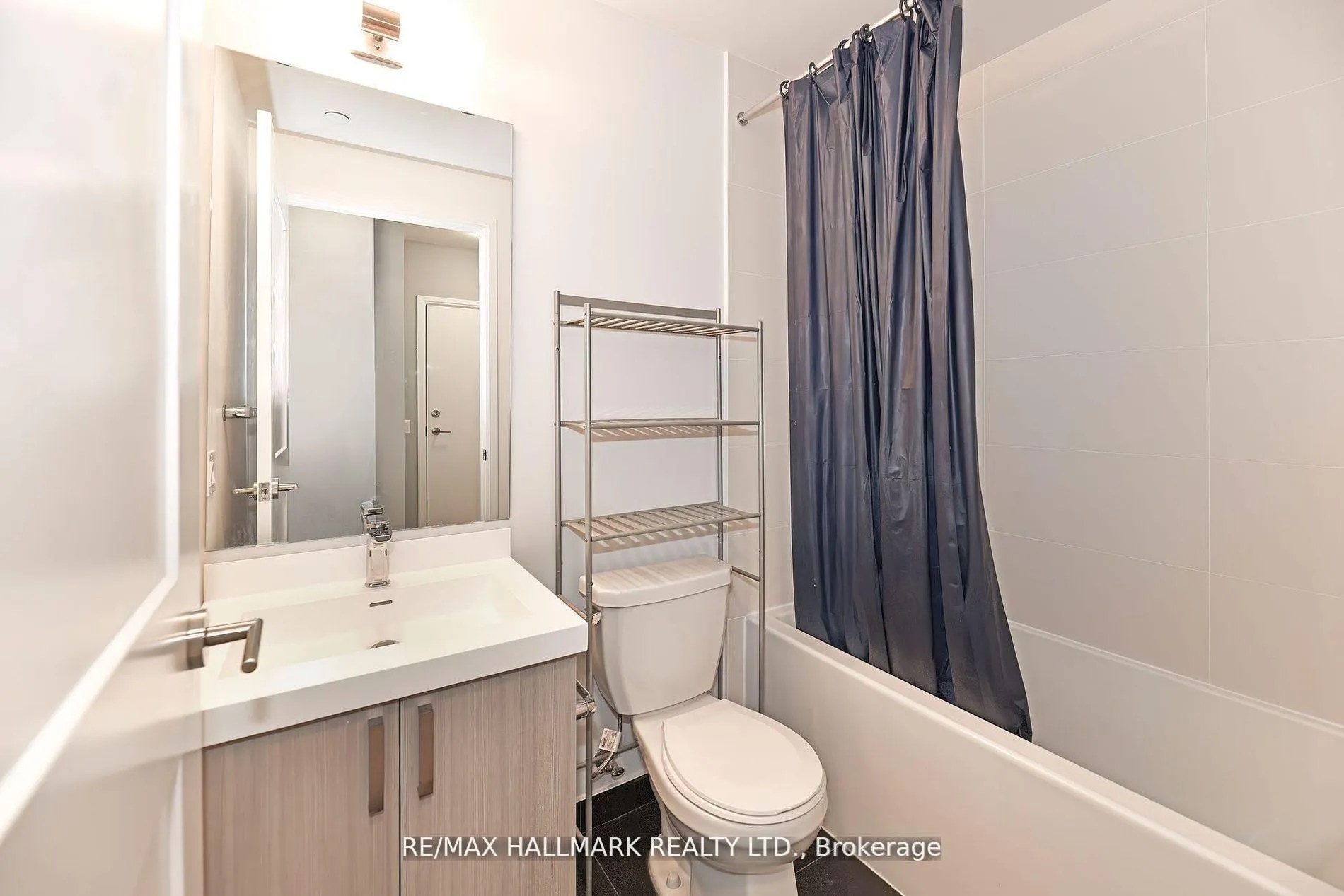 Photo 16 of Unit 906, 7895 Jane Street, Vaughan, Concord — HOMEH