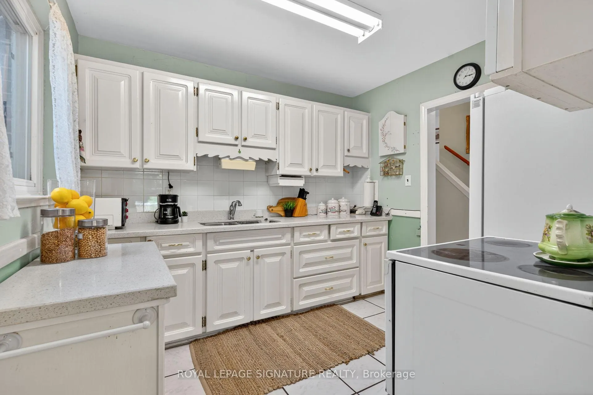 Photo 12 of 3 Samson Crescent, Scarborough, Woburn — HOMEH
