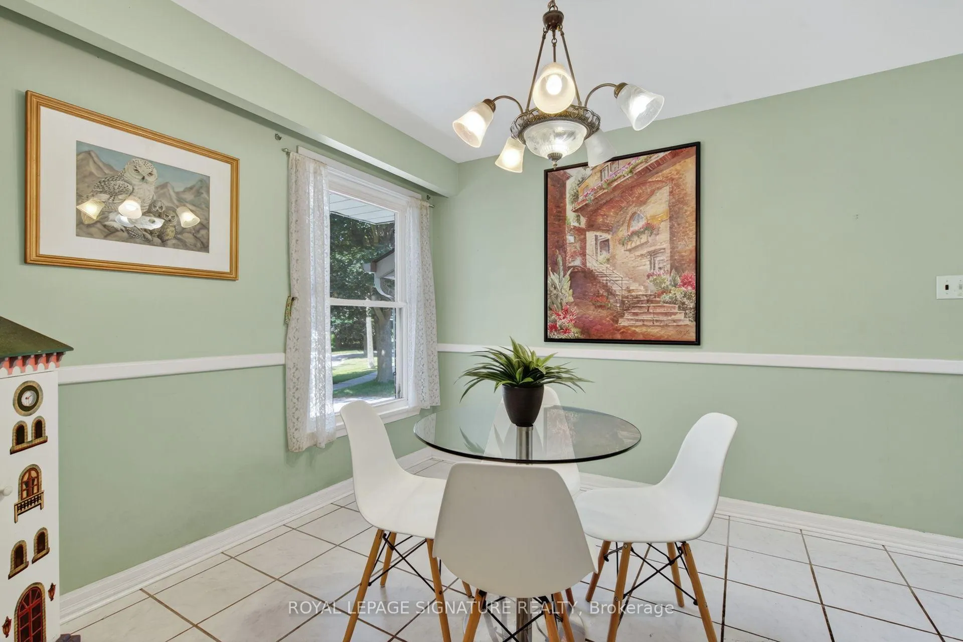 Photo 14 of 3 Samson Crescent, Scarborough, Woburn — HOMEH