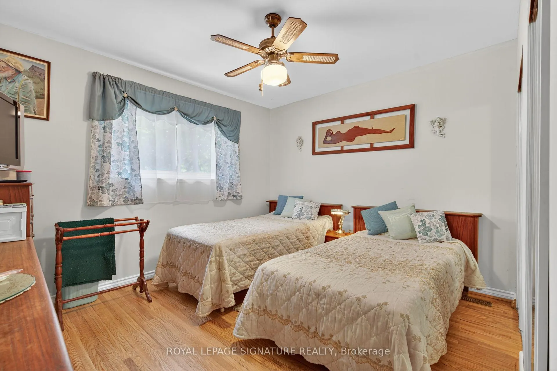 Photo 17 of 3 Samson Crescent, Scarborough, Woburn — HOMEH