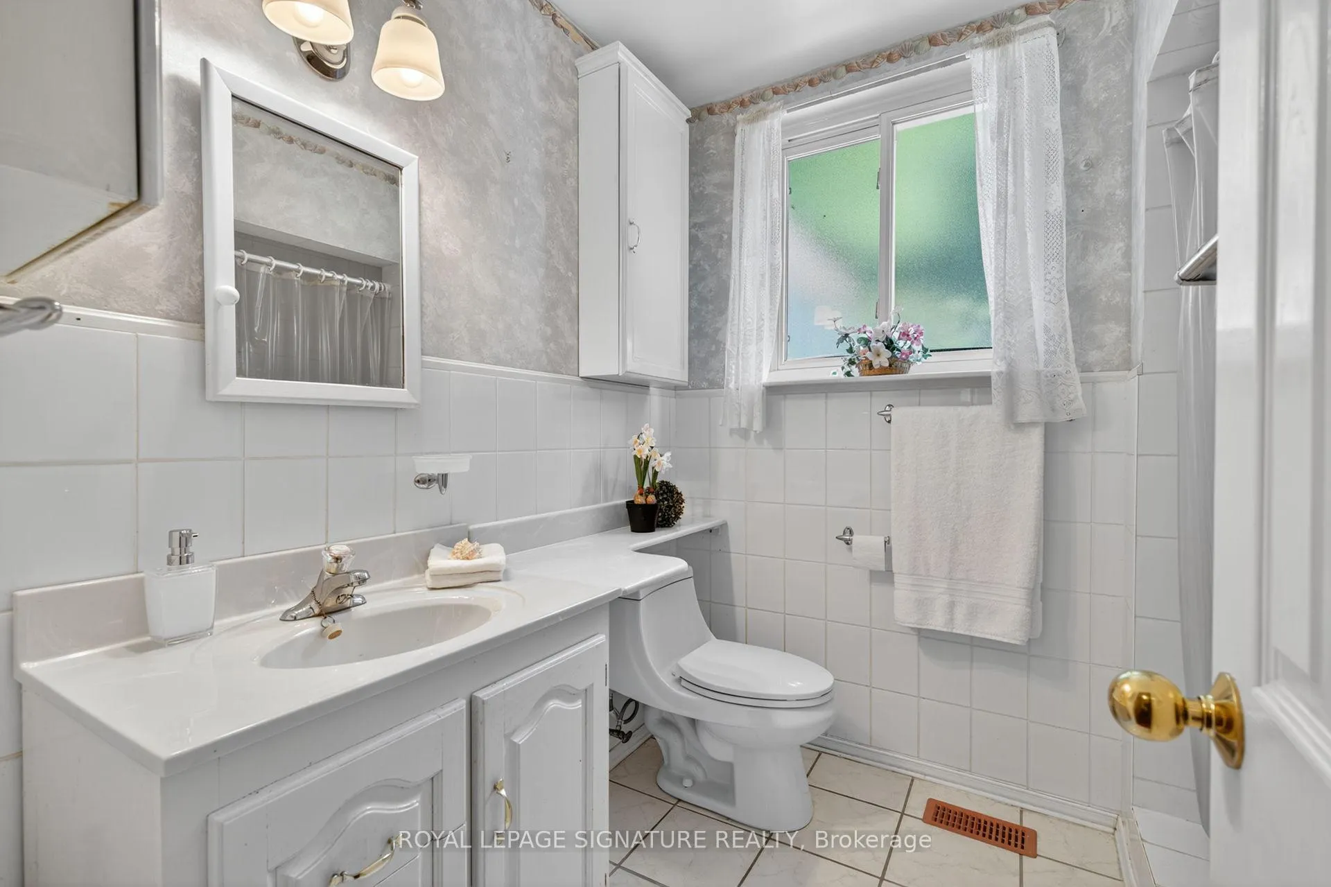 Photo 27 of 3 Samson Crescent, Scarborough, Woburn — HOMEH