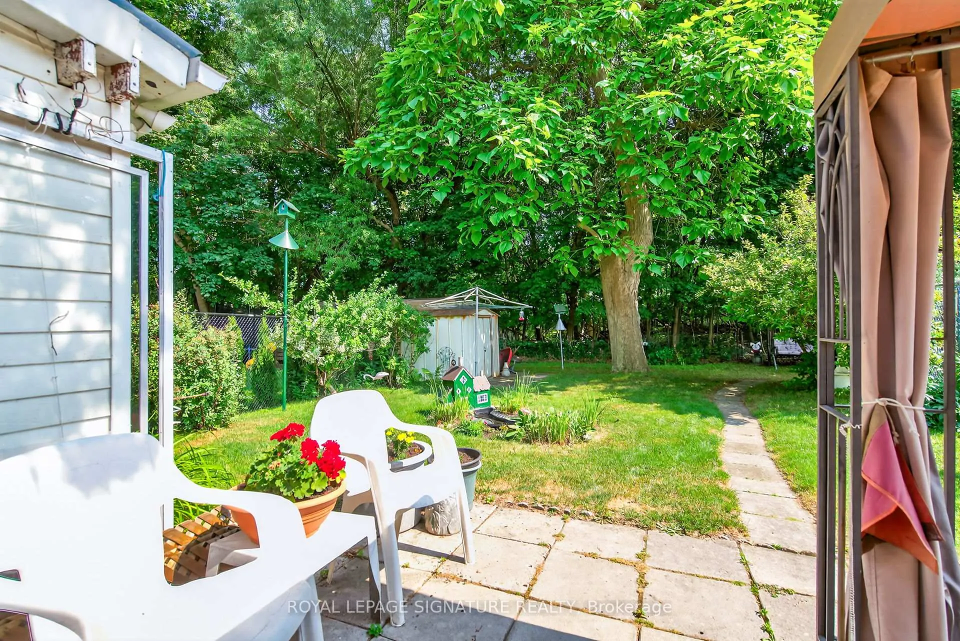 Photo 32 of 3 Samson Crescent, Scarborough, Woburn — HOMEH