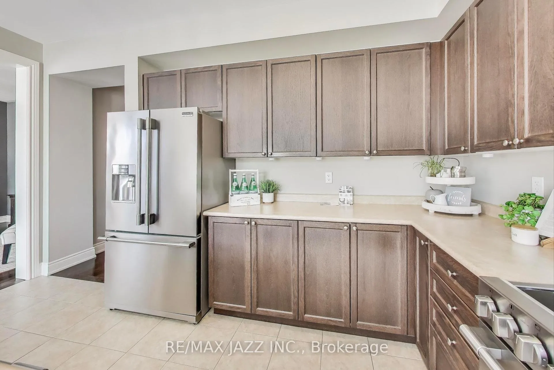 Photo 8 of 2392 Secreto Drive, Oshawa, Windfields — HOMEH
