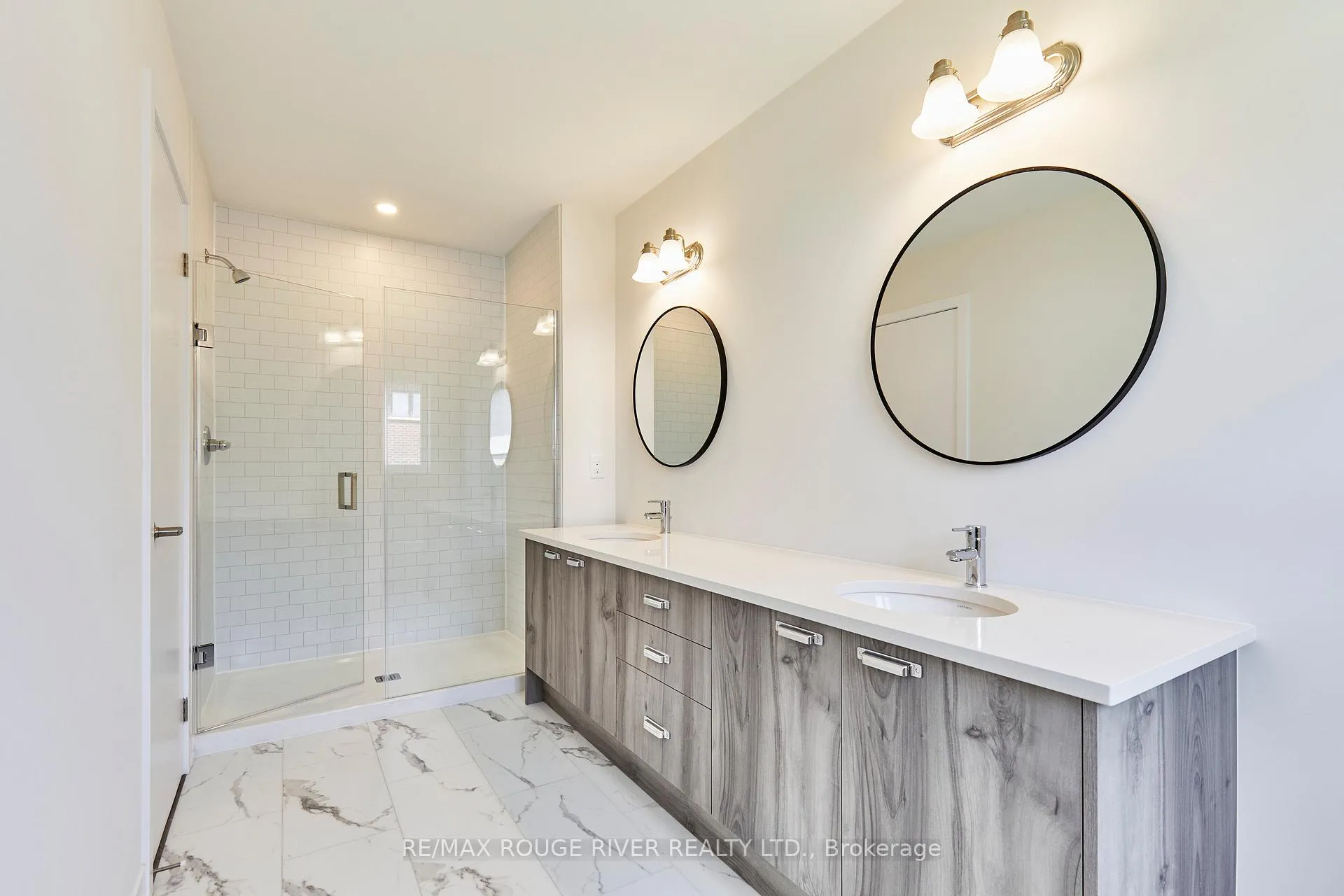 Photo 14 of Unit and unit 86B, 86 Ziibi Way, Clarington, Newcastle — HOMEH