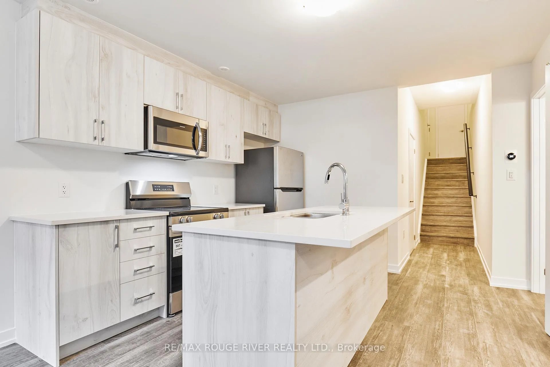 Photo 23 of Unit and unit 86B, 86 Ziibi Way, Clarington, Newcastle — HOMEH