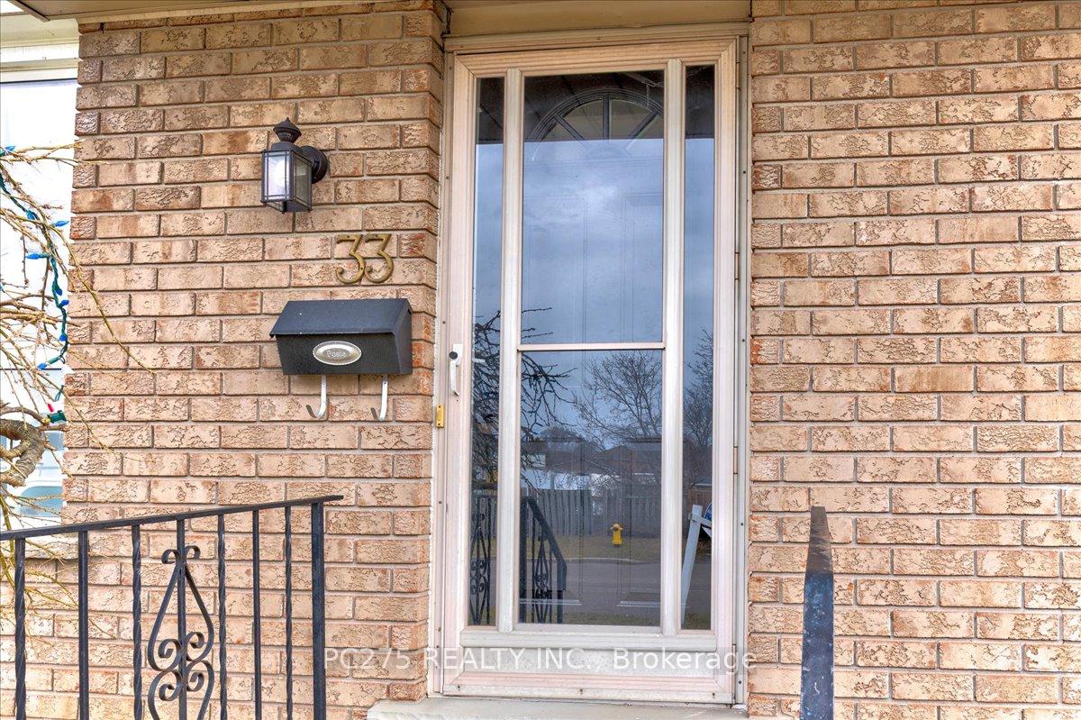 Photo 3 of 33 Northville Drive, Brant, Paris — HOMEH
