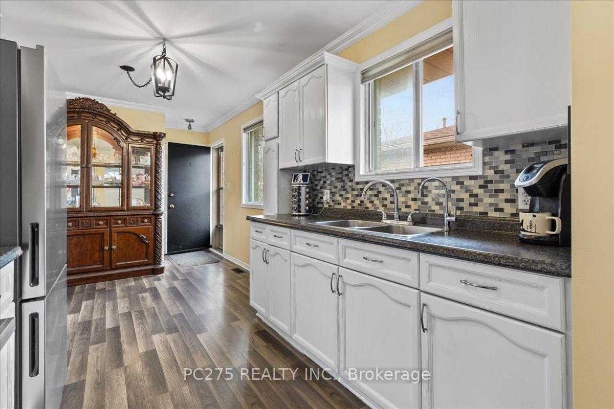 Photo 15 of 33 Northville Drive, Brant, Paris — HOMEH
