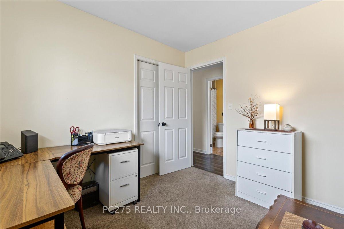 Photo 24 of 33 Northville Drive, Brant, Paris — HOMEH