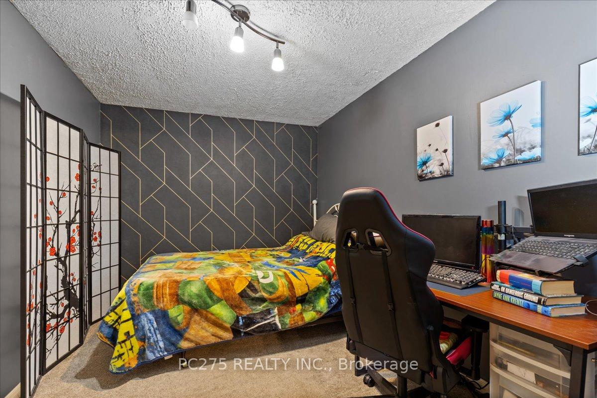 Photo 26 of 33 Northville Drive, Brant, Paris — HOMEH