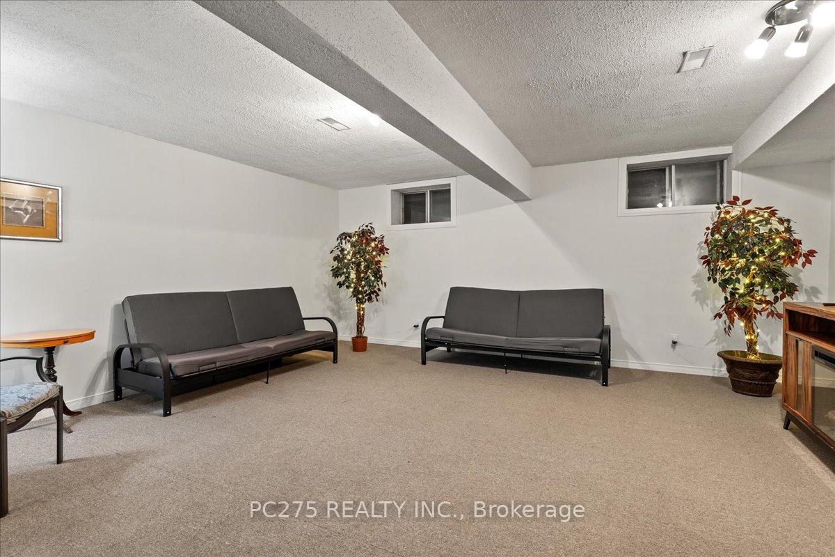 Photo 31 of 33 Northville Drive, Brant, Paris — HOMEH