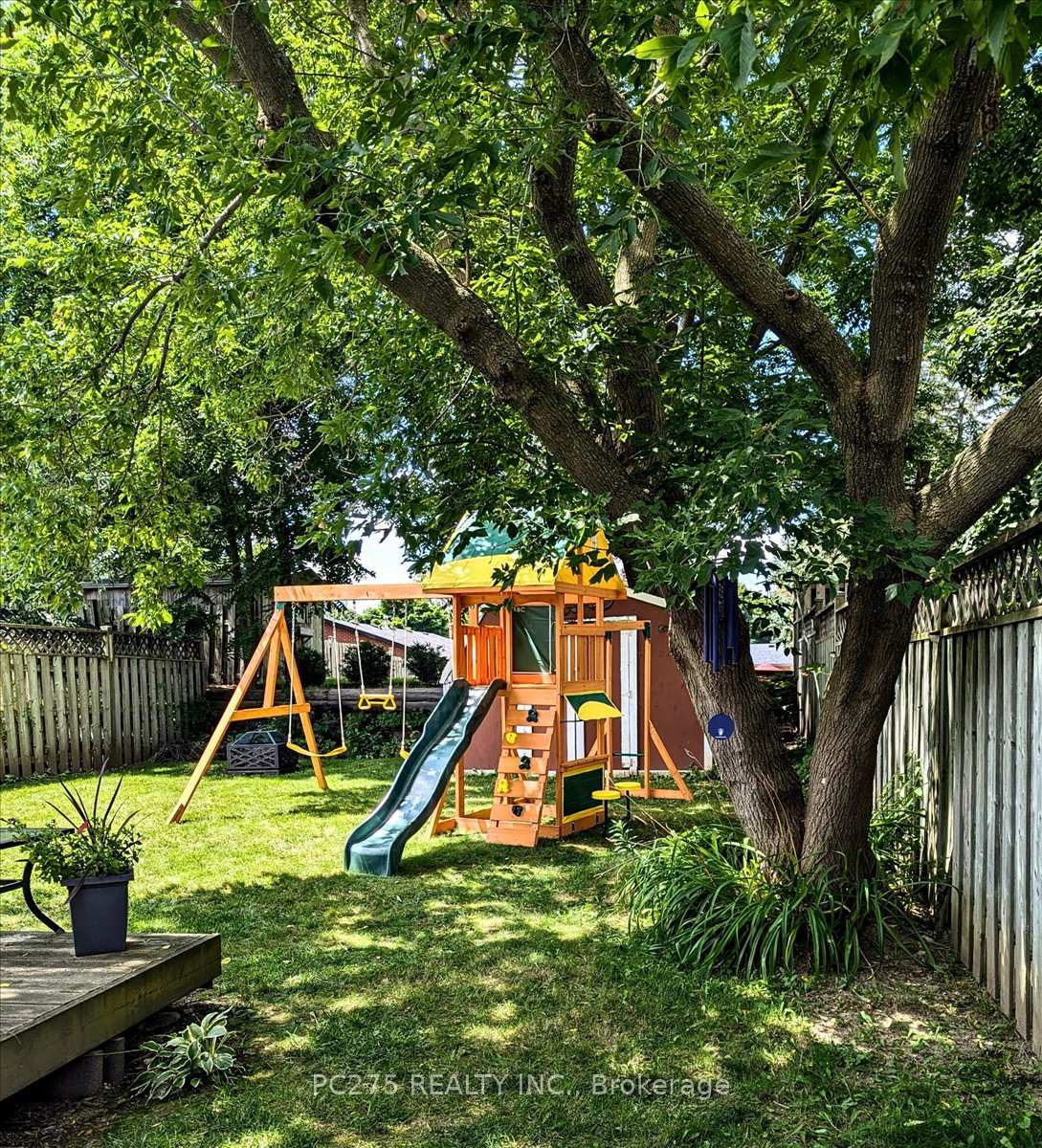 Photo 40 of 33 Northville Drive, Brant, Paris — HOMEH