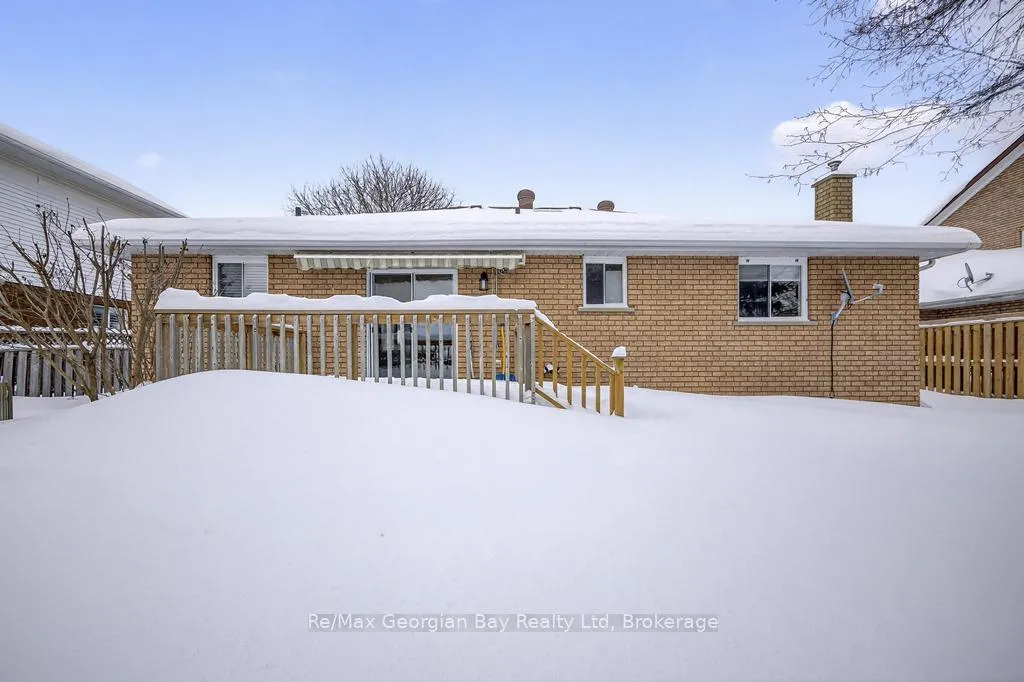 Photo 41 of 197 Mapledawn Drive, Midland — HOMEH