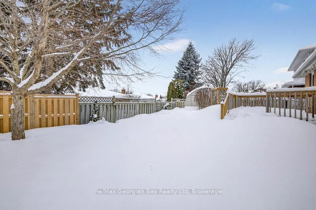 Photo 43 of 197 Mapledawn Drive, Midland — HOMEH