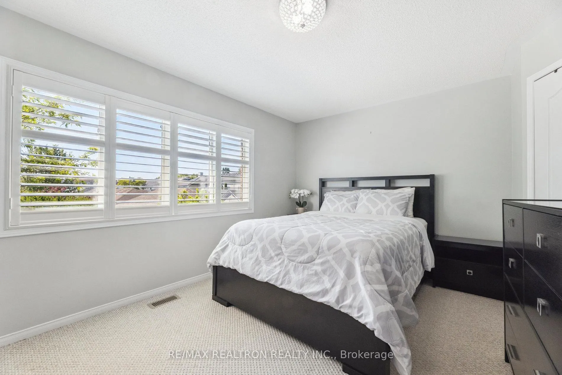 Photo 19 of 33 Lilley Avenue, Ajax, South East — HOMEH