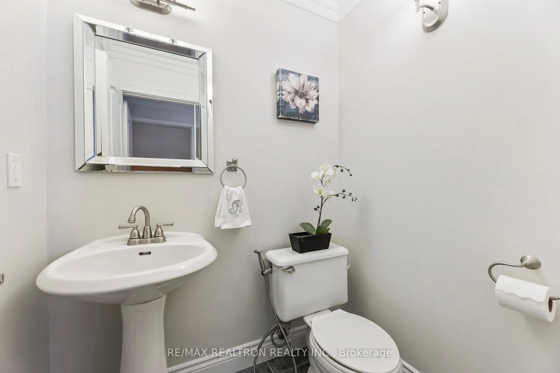 Photo 27 of 33 Lilley Avenue, Ajax, South East — HOMEH