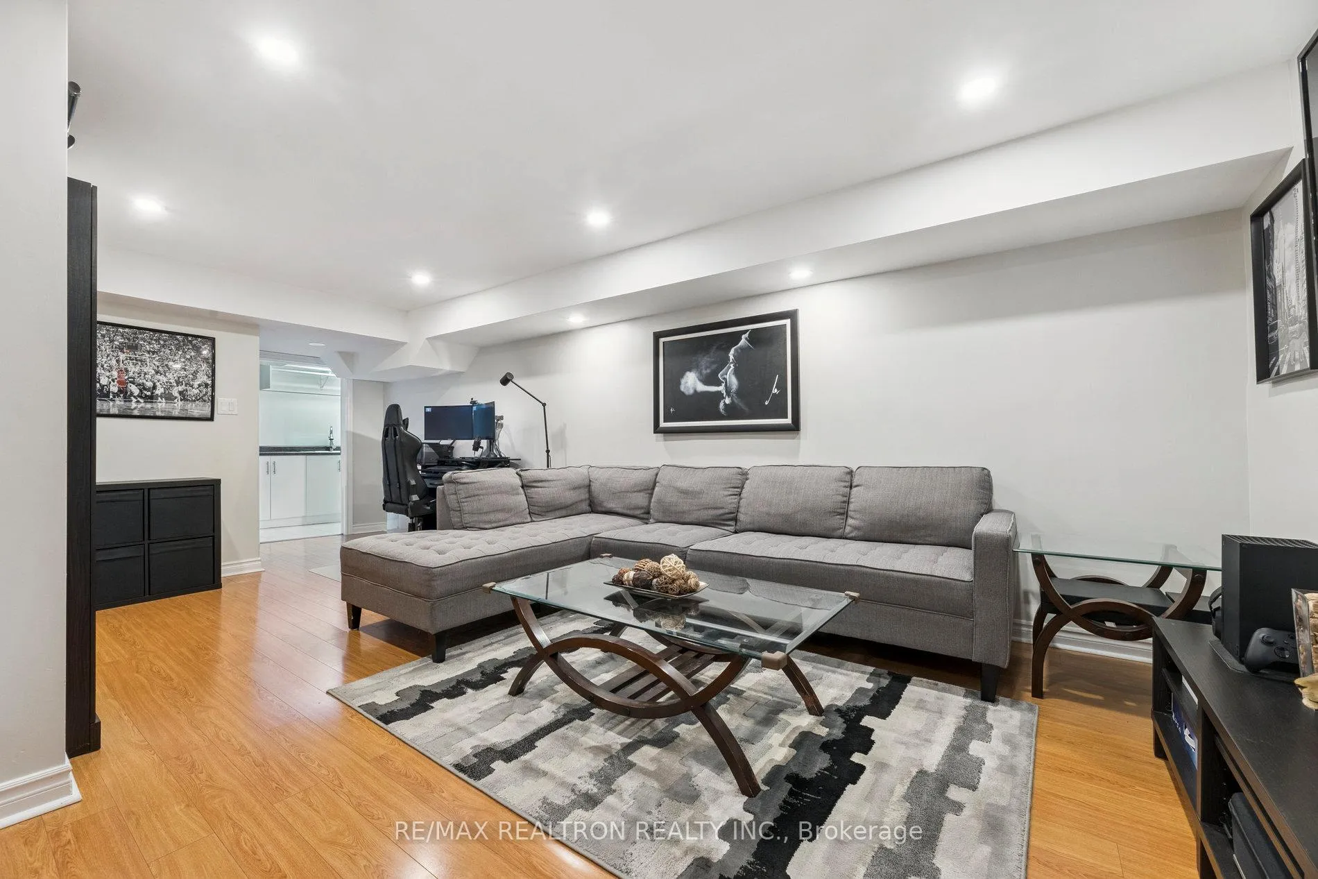 Photo 28 of 33 Lilley Avenue, Ajax, South East — HOMEH