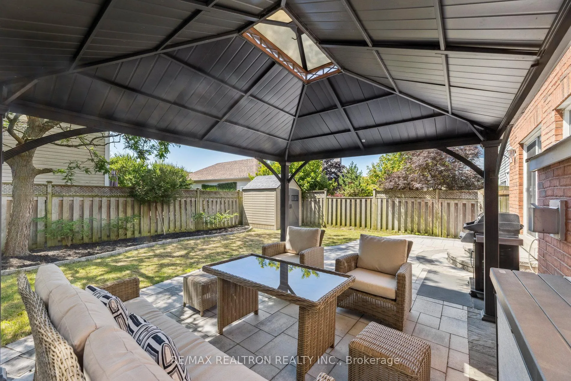 Photo 34 of 33 Lilley Avenue, Ajax, South East — HOMEH