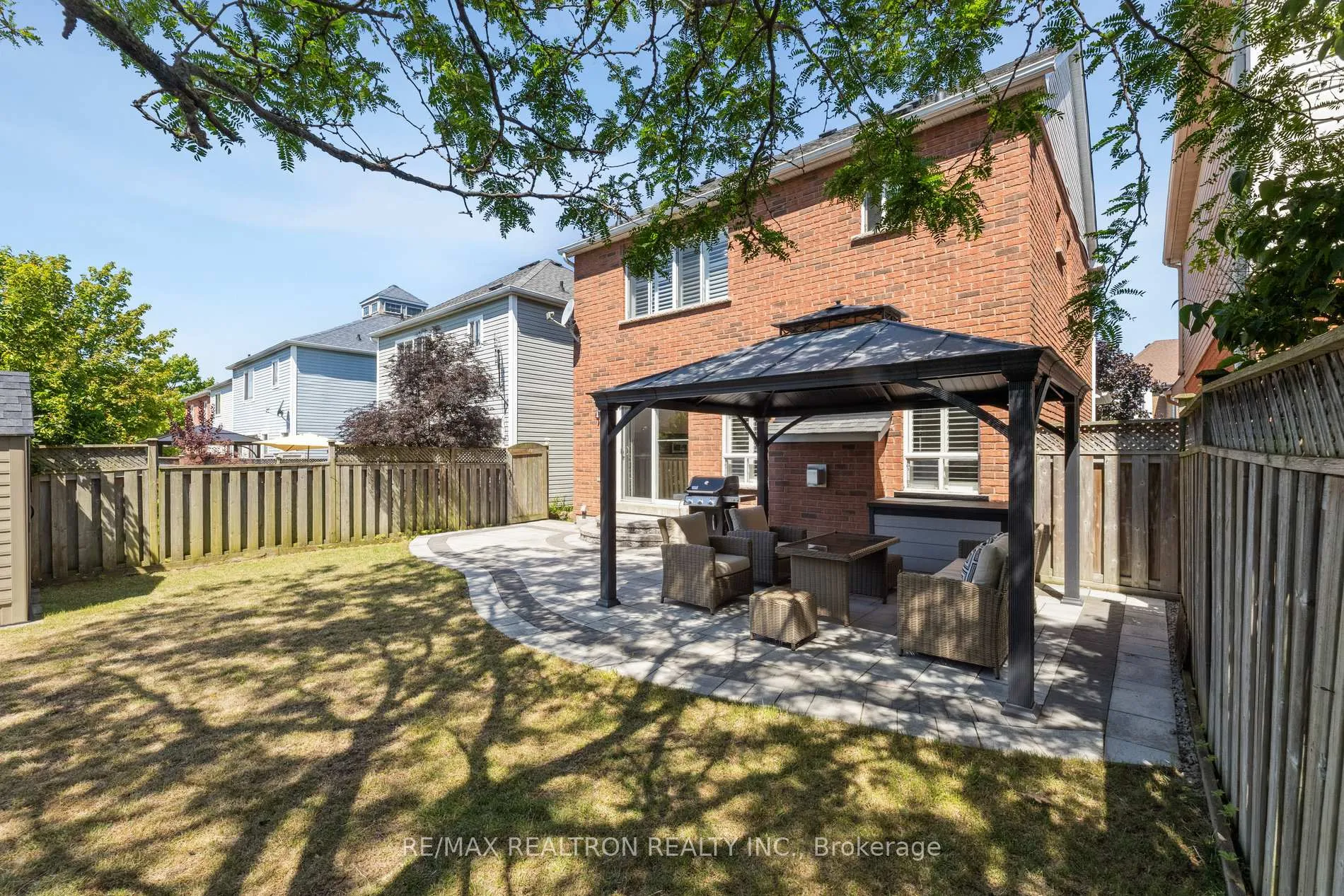Photo 37 of 33 Lilley Avenue, Ajax, South East — HOMEH