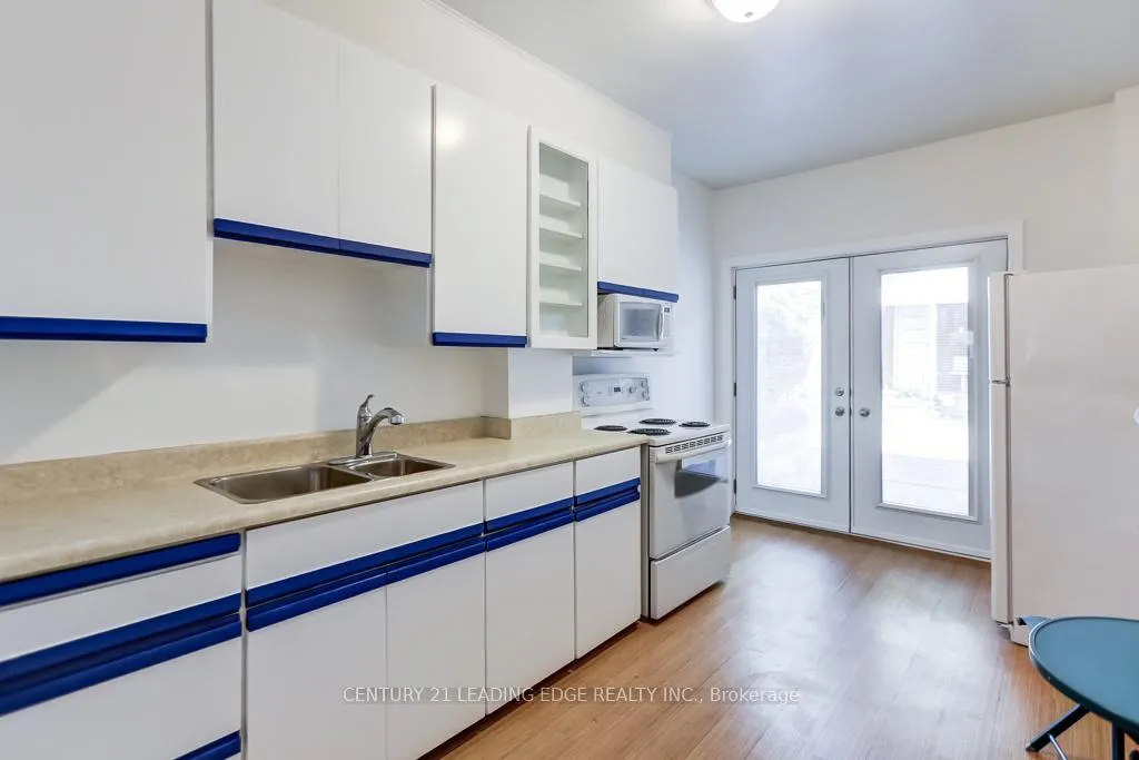 Photo 9 of 210 Withrow Avenue, Toronto, North Riverdale — HOMEH