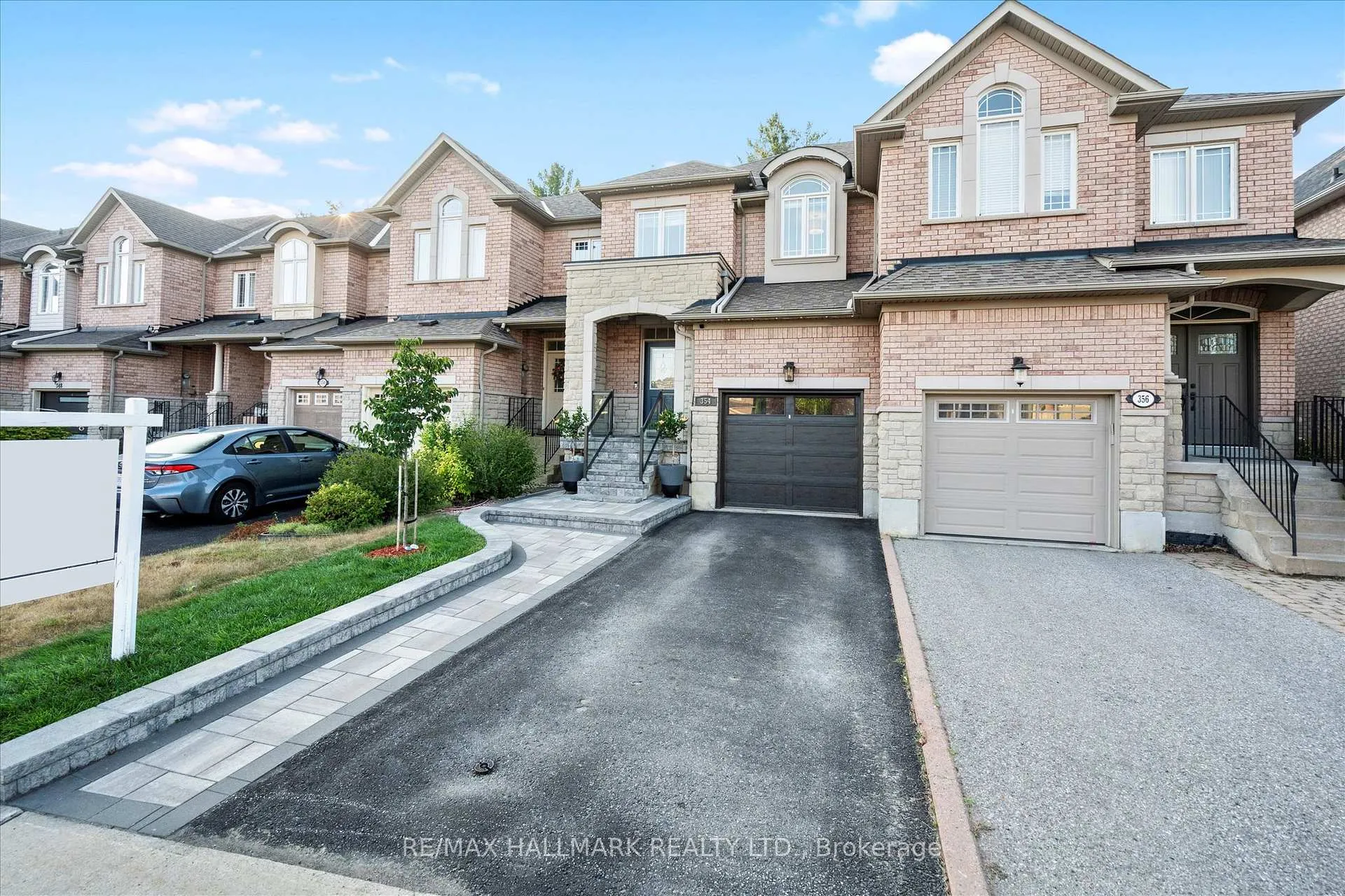 Photo 2 of 354 Strouds Lane, Pickering, Highbush — HOMEH