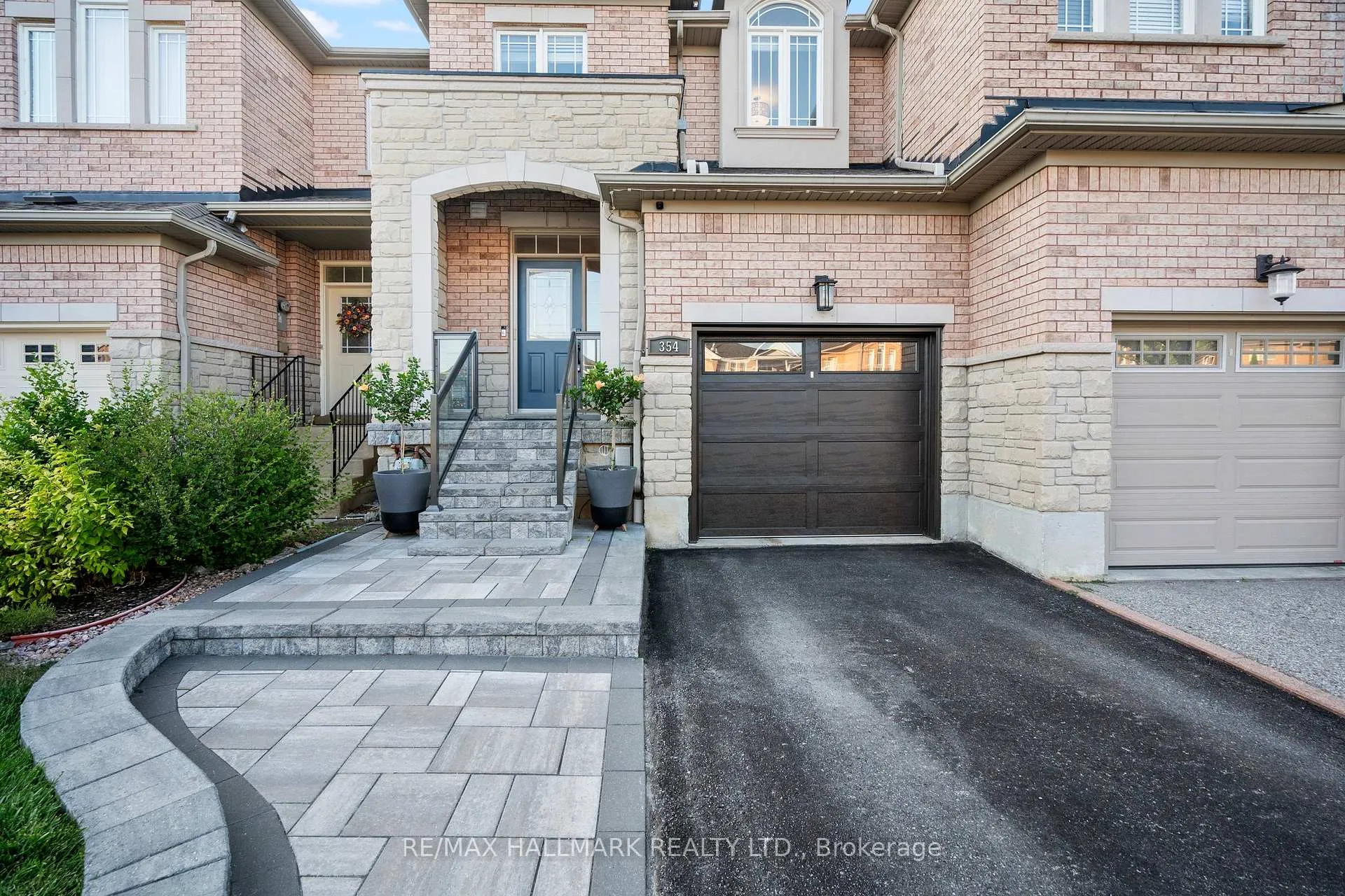 Photo 3 of 354 Strouds Lane, Pickering, Highbush — HOMEH