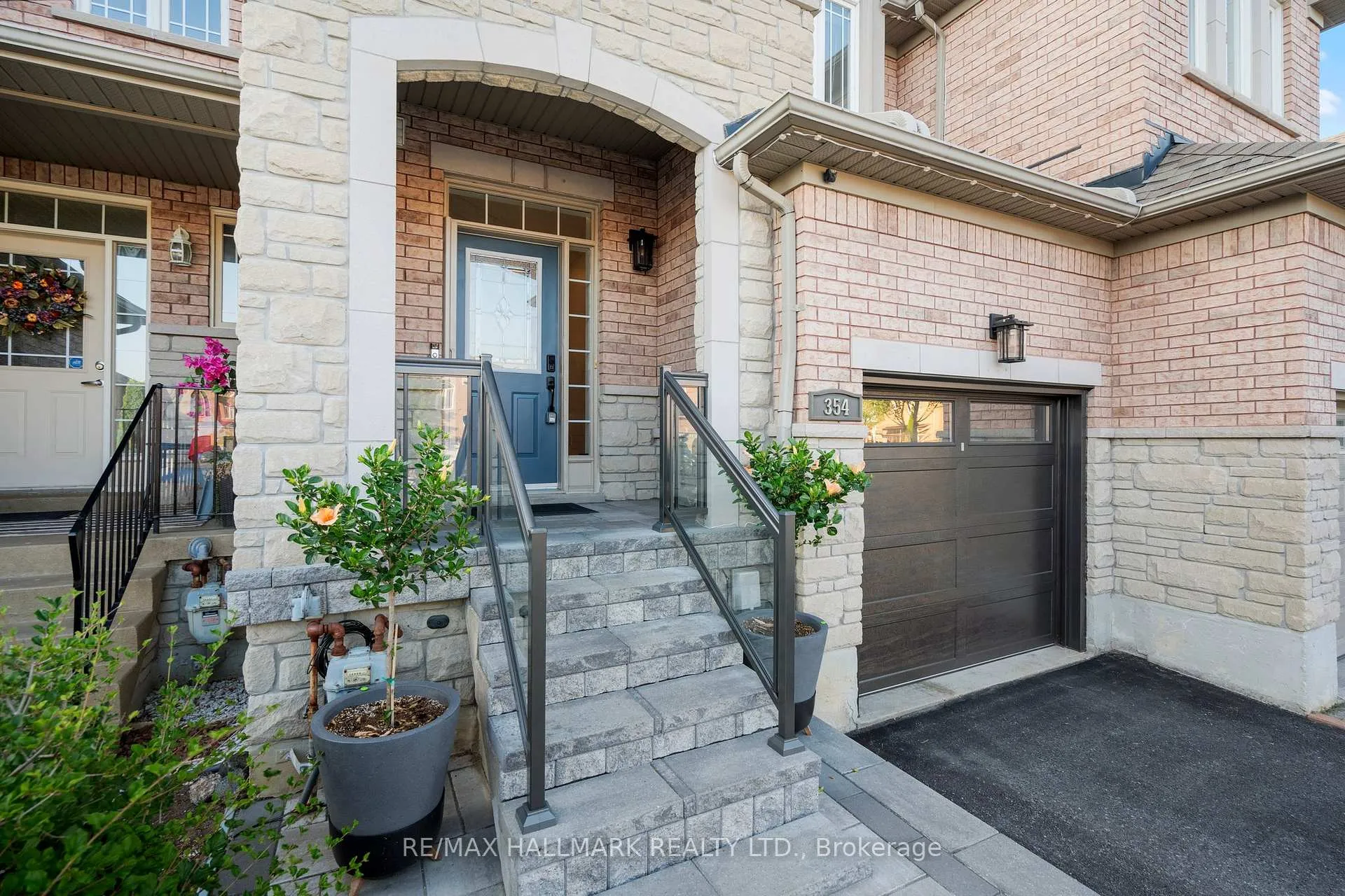 Photo 4 of 354 Strouds Lane, Pickering, Highbush — HOMEH