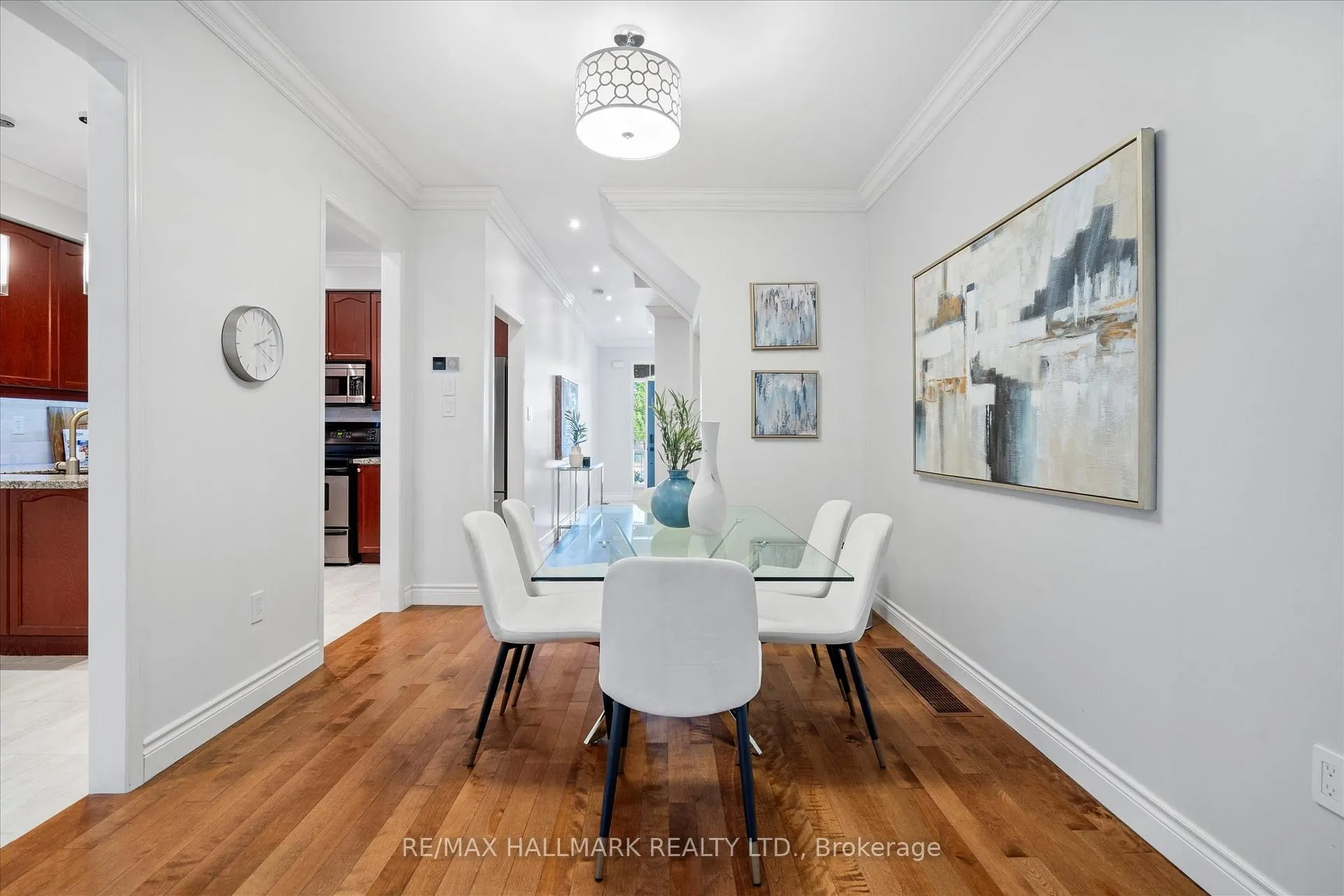 Photo 9 of 354 Strouds Lane, Pickering, Highbush — HOMEH