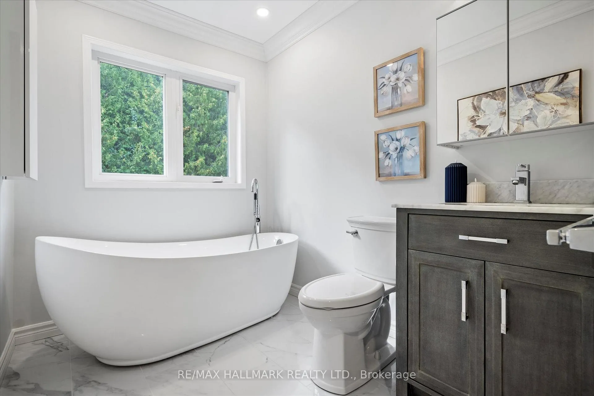 Photo 29 of 354 Strouds Lane, Pickering, Highbush — HOMEH