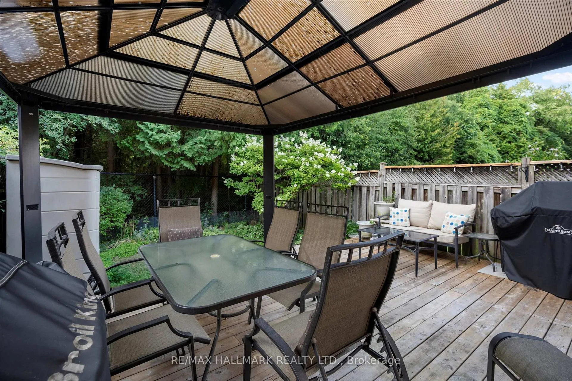 Photo 40 of 354 Strouds Lane, Pickering, Highbush — HOMEH