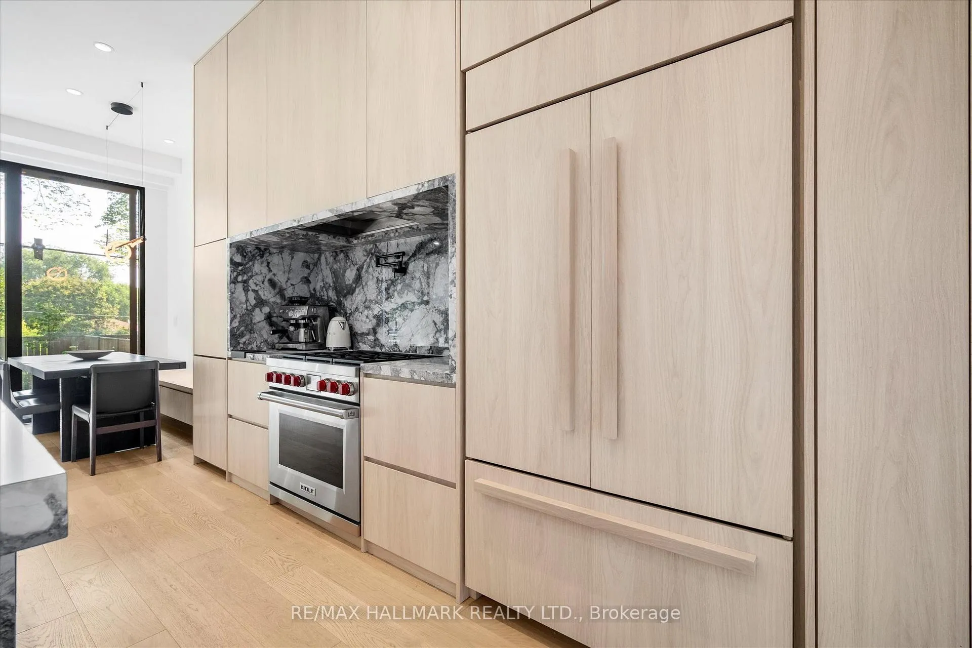 Photo 9 of 31 Redwood Avenue, Toronto, Greenwood-Coxwell — HOMEH