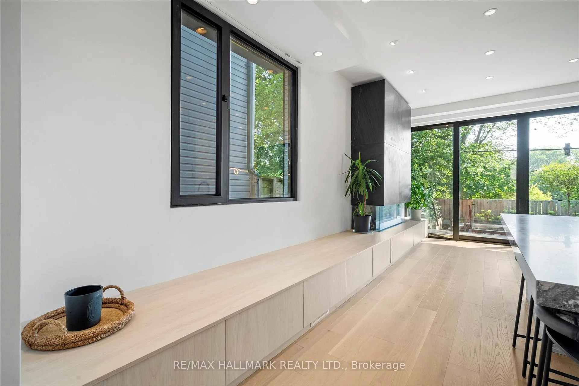 Photo 11 of 31 Redwood Avenue, Toronto, Greenwood-Coxwell — HOMEH