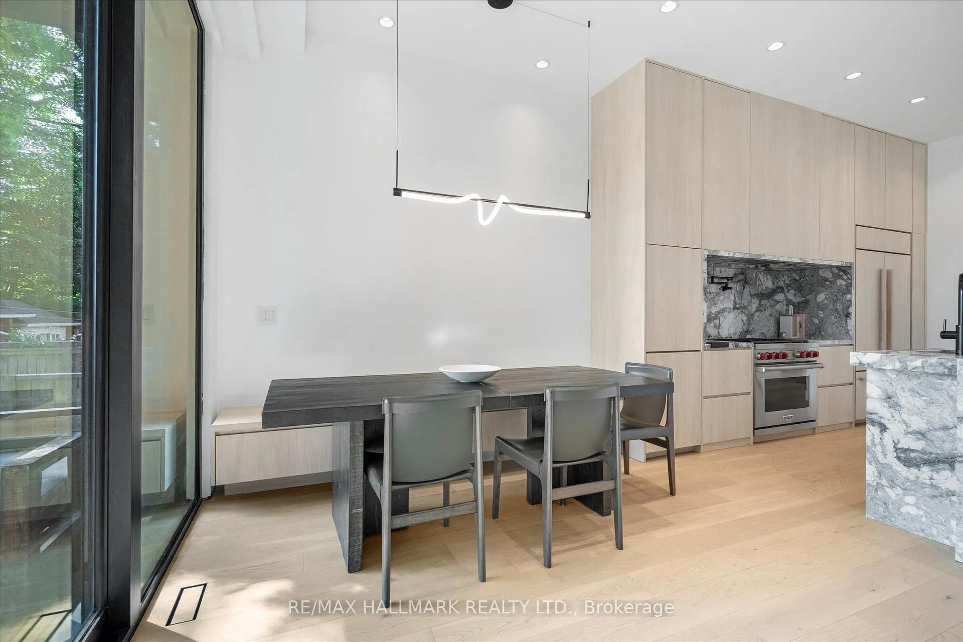 Photo 14 of 31 Redwood Avenue, Toronto, Greenwood-Coxwell — HOMEH