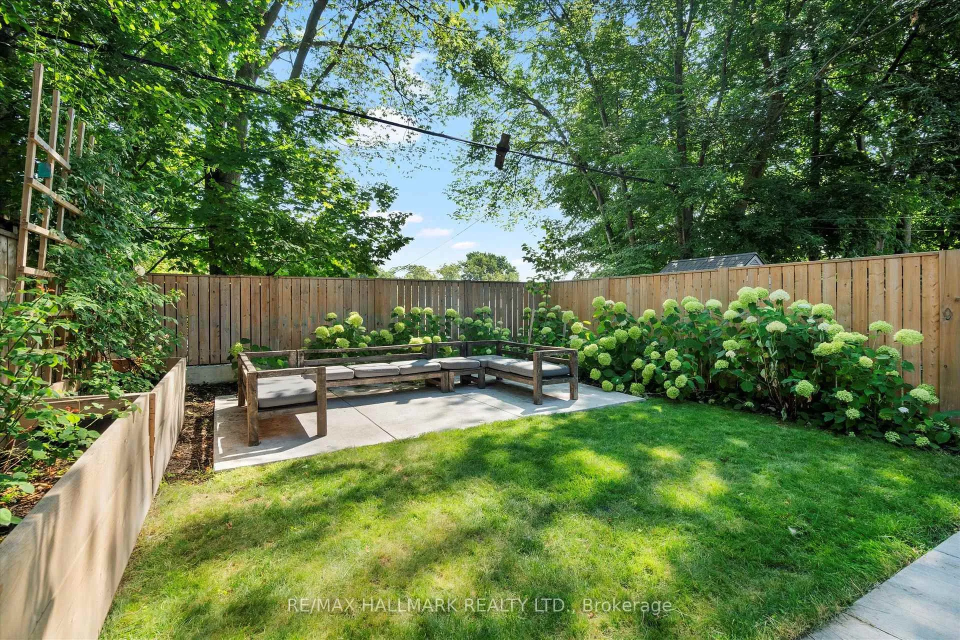 Photo 47 of 31 Redwood Avenue, Toronto, Greenwood-Coxwell — HOMEH