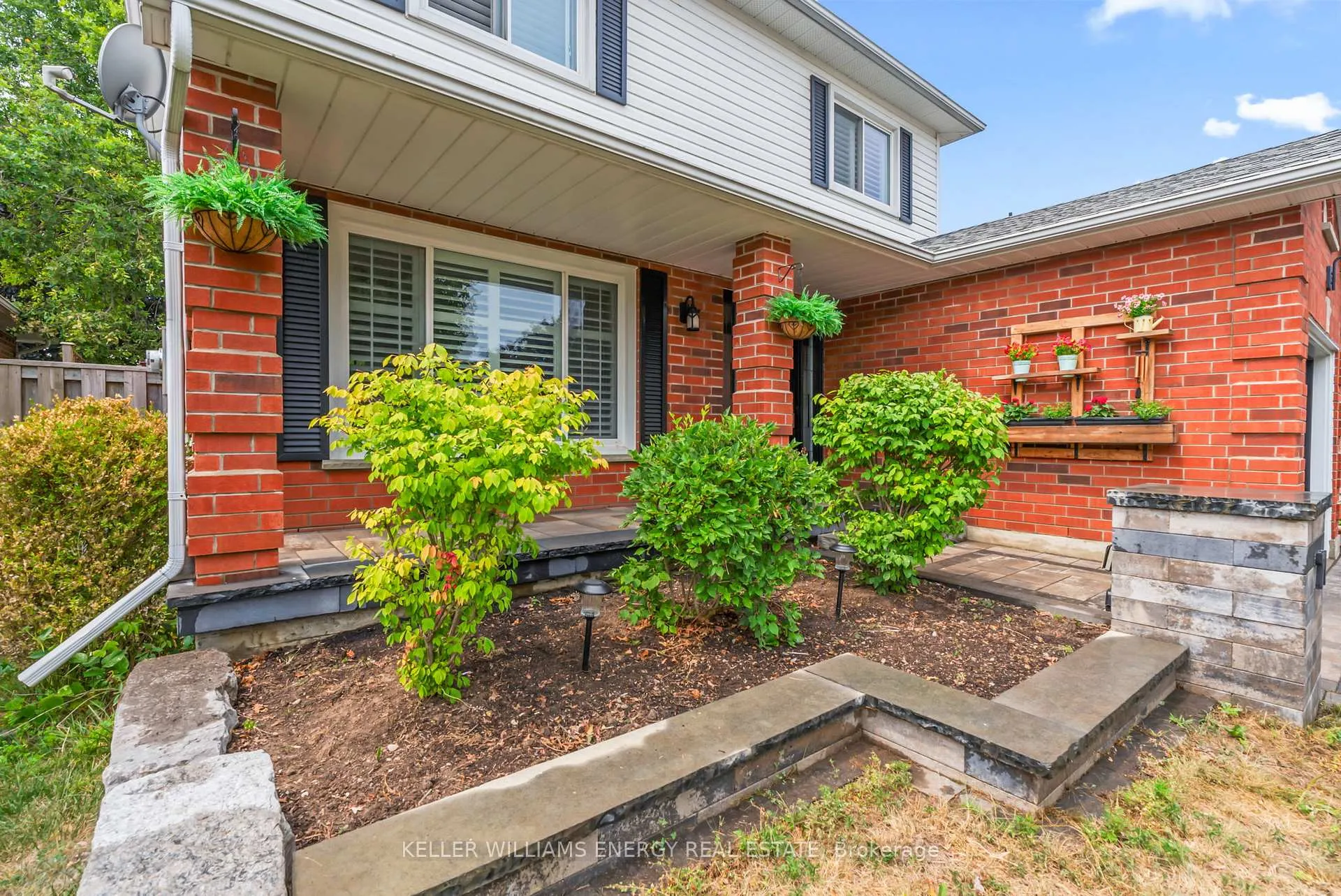 Photo 4 of 71 Kintyre Street, Clarington, Courtice — HOMEH