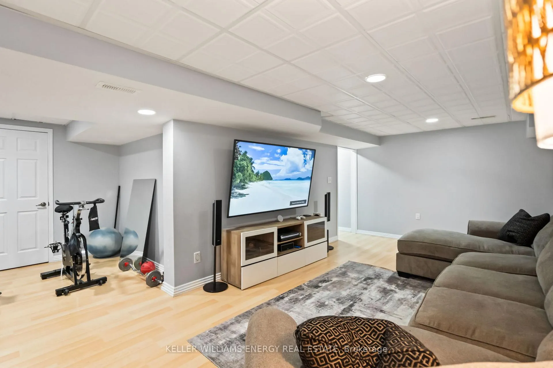 Photo 33 of 71 Kintyre Street, Clarington, Courtice — HOMEH