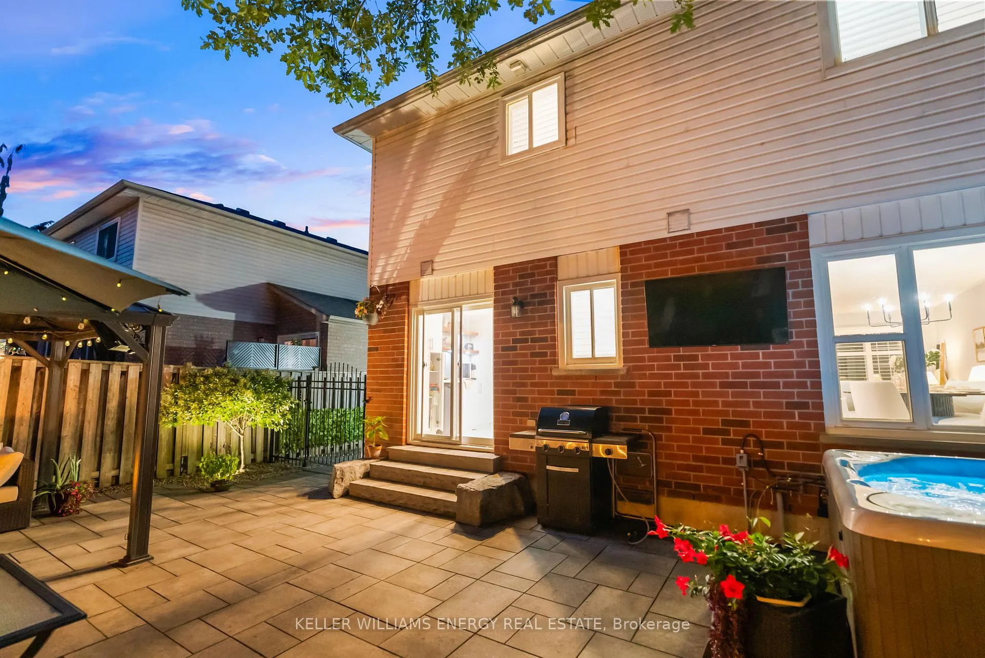 Photo 42 of 71 Kintyre Street, Clarington, Courtice — HOMEH