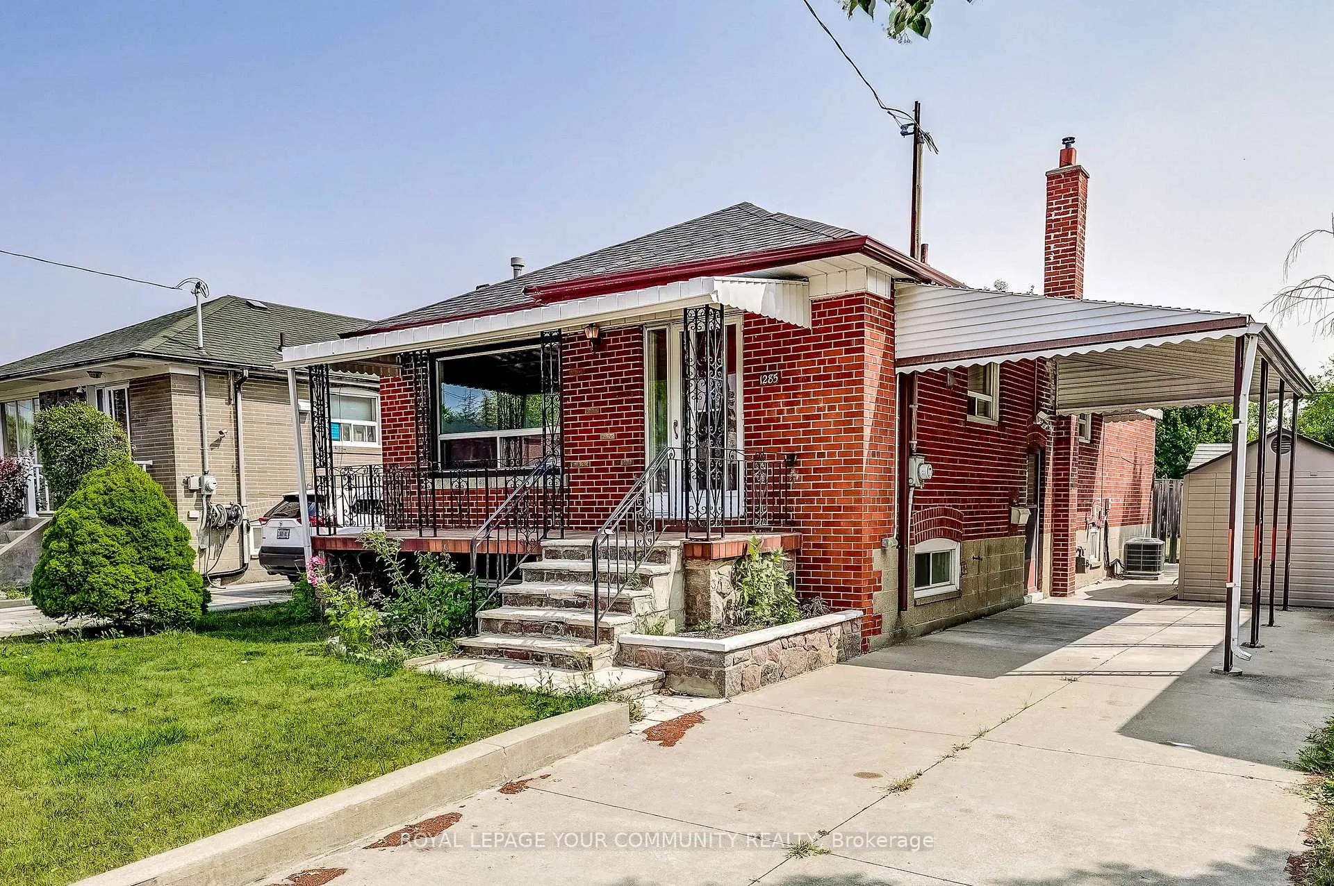 Photo 3 of 1285 Pharmacy Avenue, Scarborough, Wexford-Maryvale — HOMEH