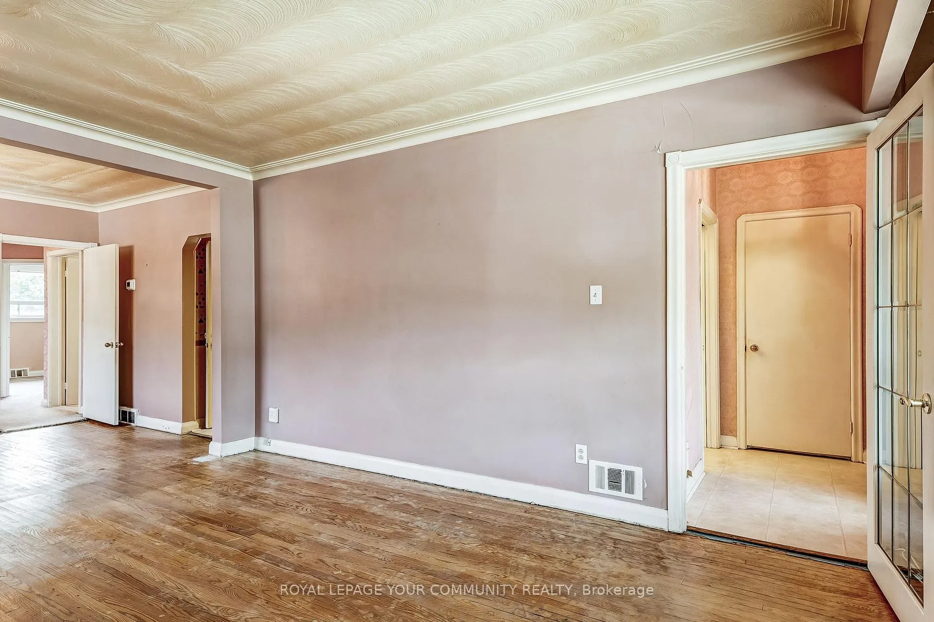 Photo 8 of 1285 Pharmacy Avenue, Scarborough, Wexford-Maryvale — HOMEH