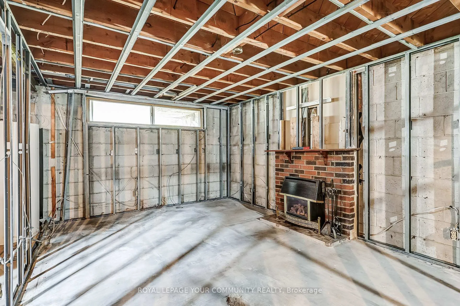 Photo 21 of 1285 Pharmacy Avenue, Scarborough, Wexford-Maryvale — HOMEH