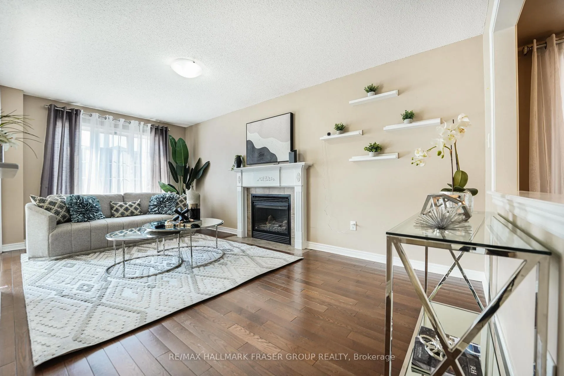 Photo 8 of 69 Jonesridge Drive, Ajax, Northwest Ajax — HOMEH